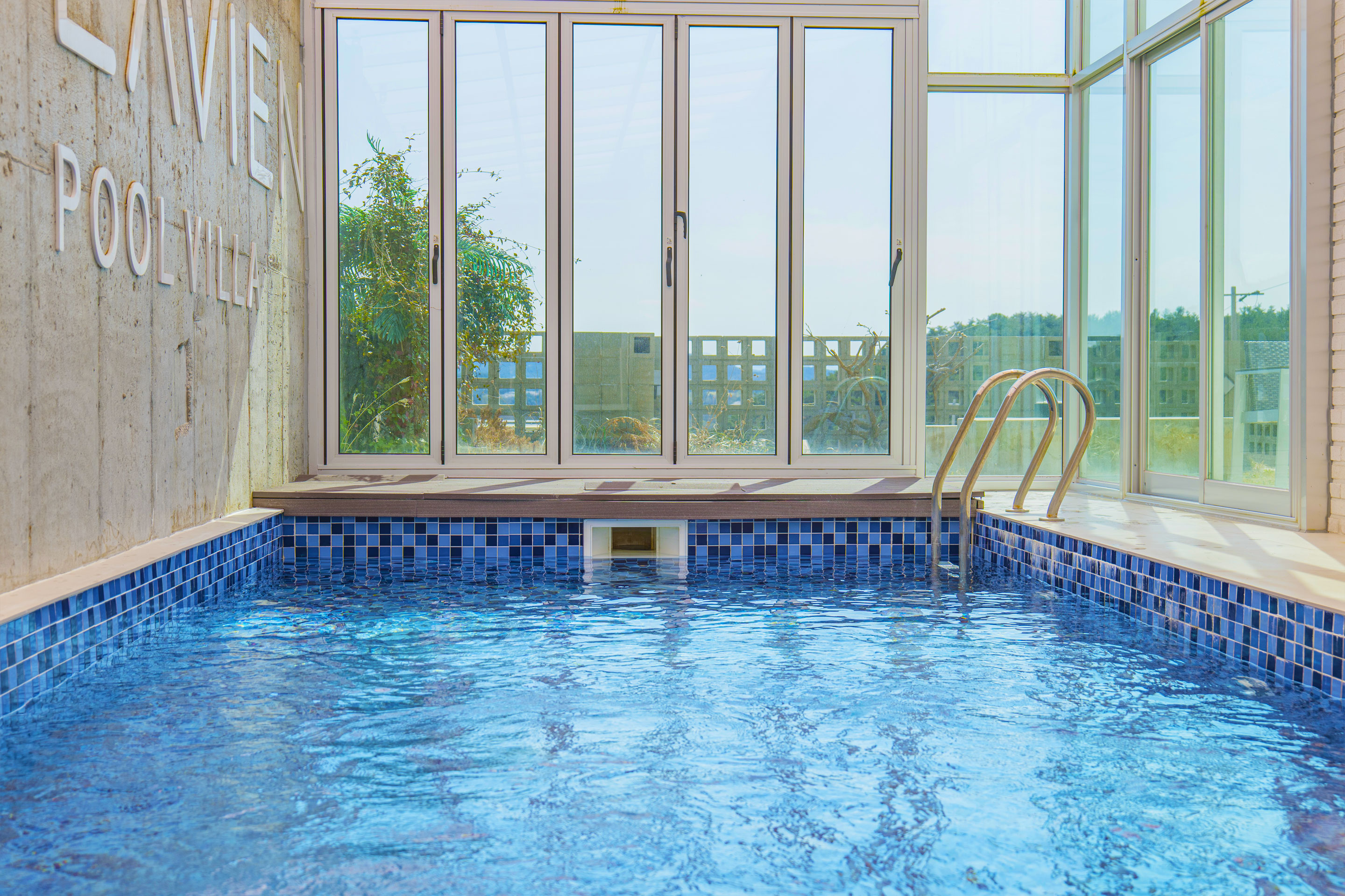 의 미온수개별수영장